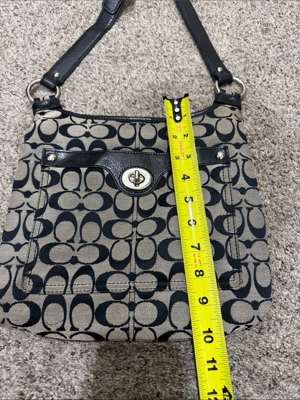 Coach Signature Jacquard Turnlock Shoulder Bag Black Cream Hobo Y2K - Picture 13 of 16